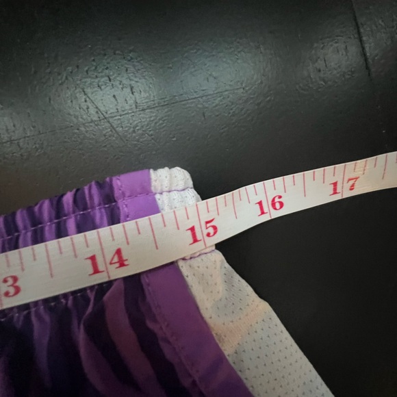Nike Athletic Running Shorts in Purple - Large - Picture 5 of 5
